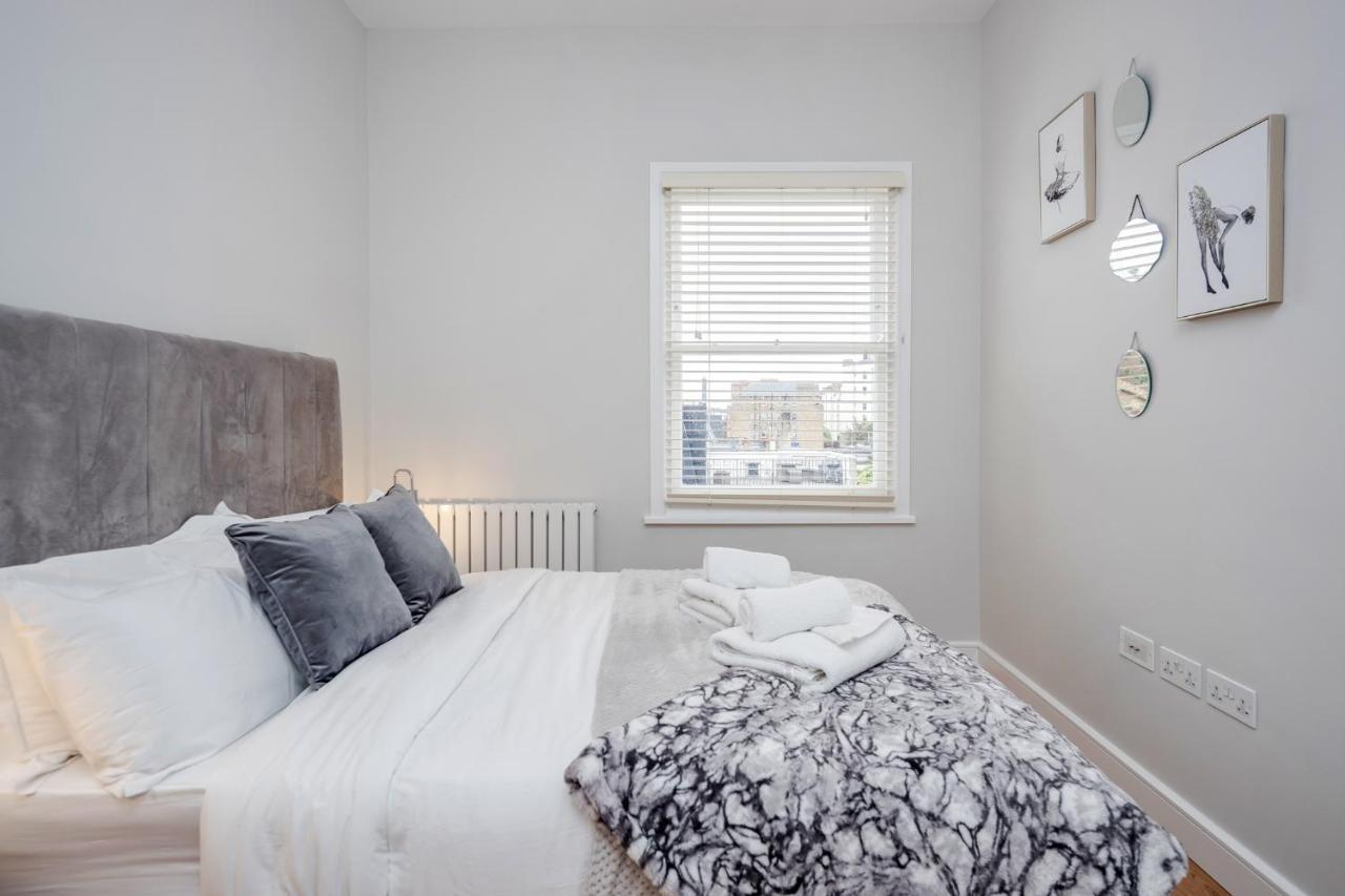 Beautiful 2 Bedrooms Split Level Fulham Apartment Londres Extérieur photo