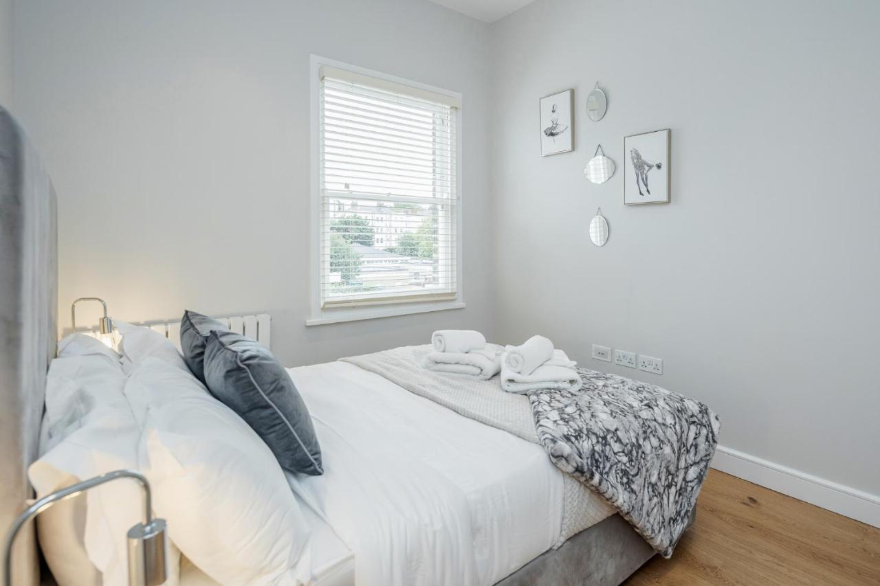 Beautiful 2 Bedrooms Split Level Fulham Apartment Londres Extérieur photo